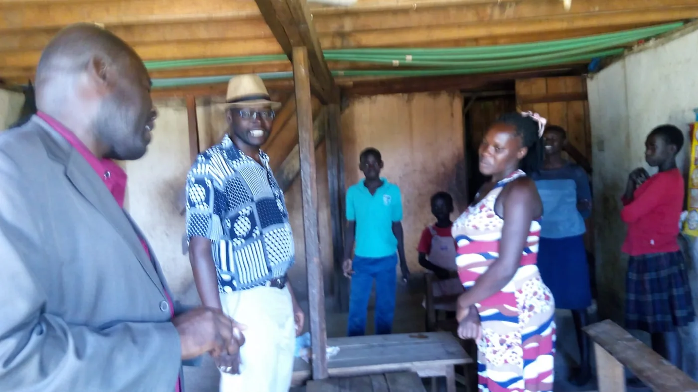 A community dialogue during a Foundation visit